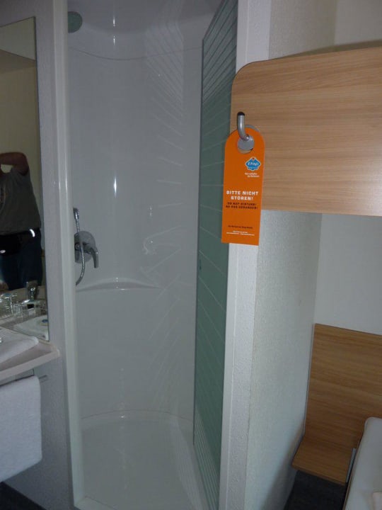 Dusche ibis budget Hotel Koblenz Nord