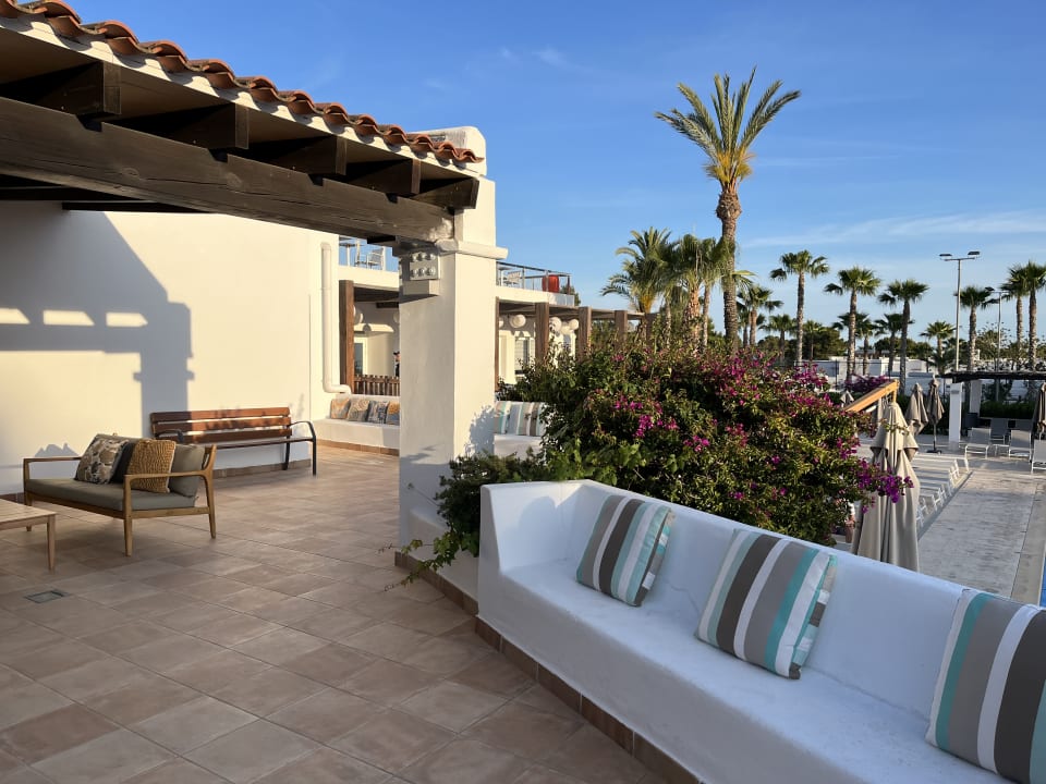 Pool Cala Llenya Resort Ibiza