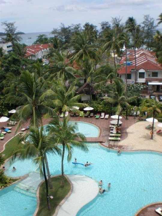 Der Hauptpool Patong Beach Hotel