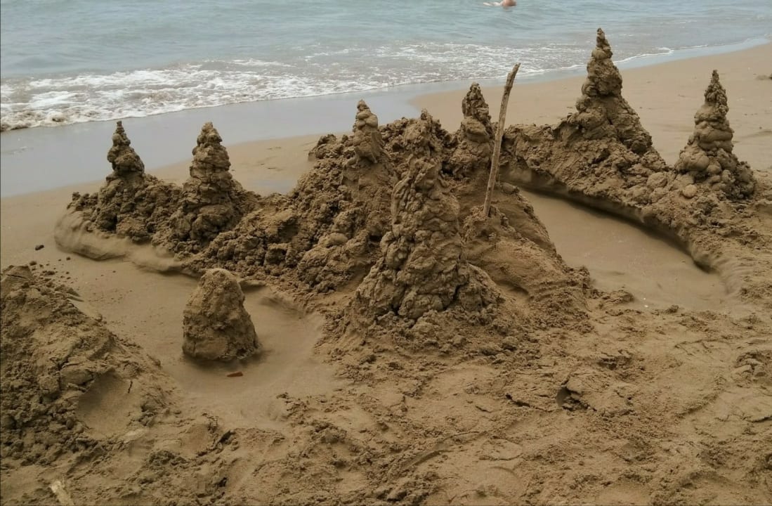 Strand Castival Hotel