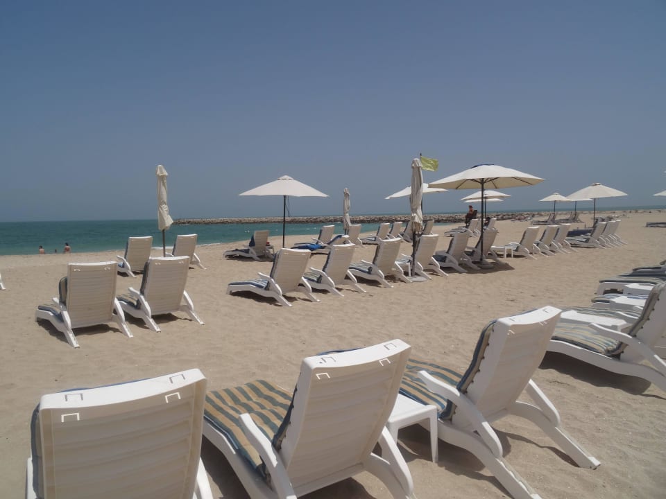 Schöner Strand  Rixos Al Mairid Ras Al Khaimah
