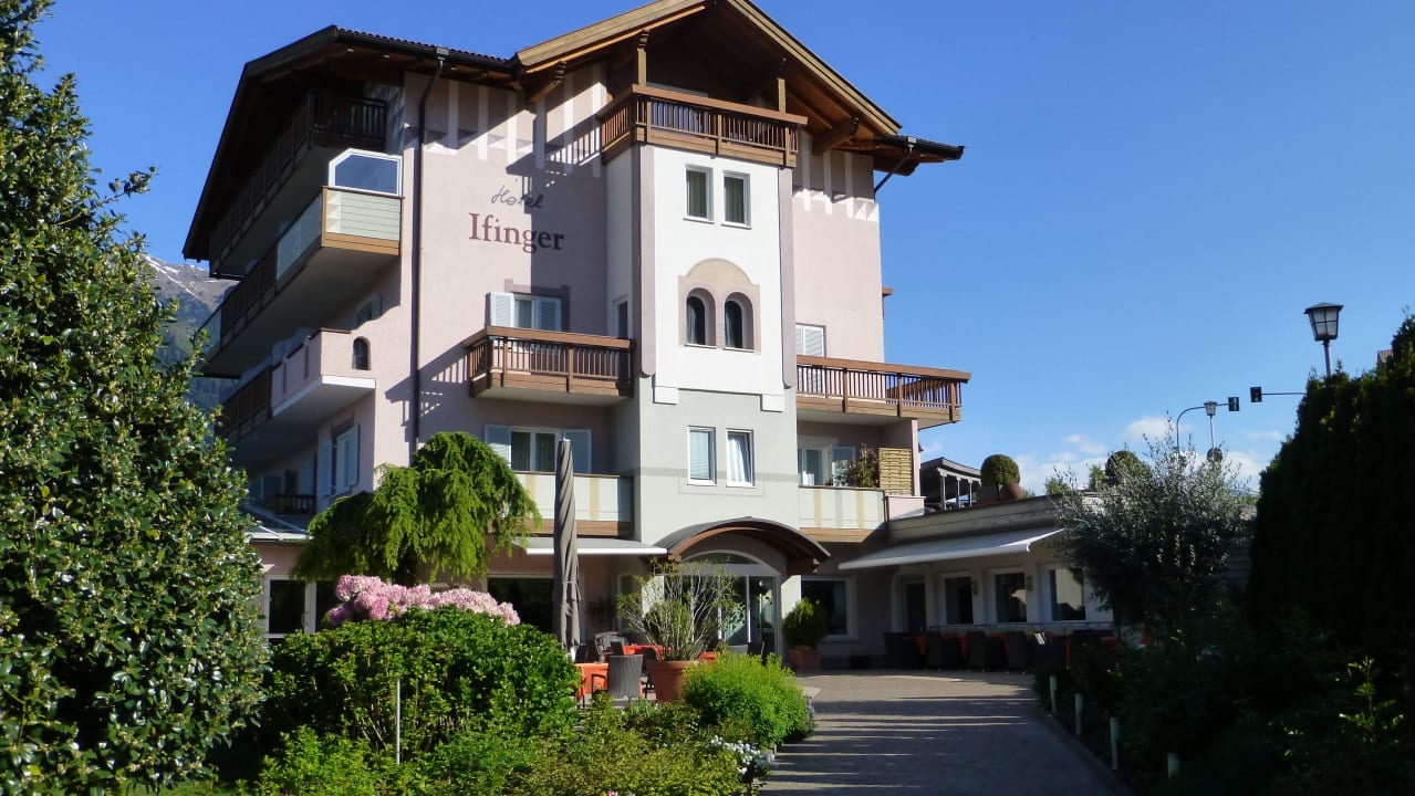 Hoteleingang Hotel Ifinger