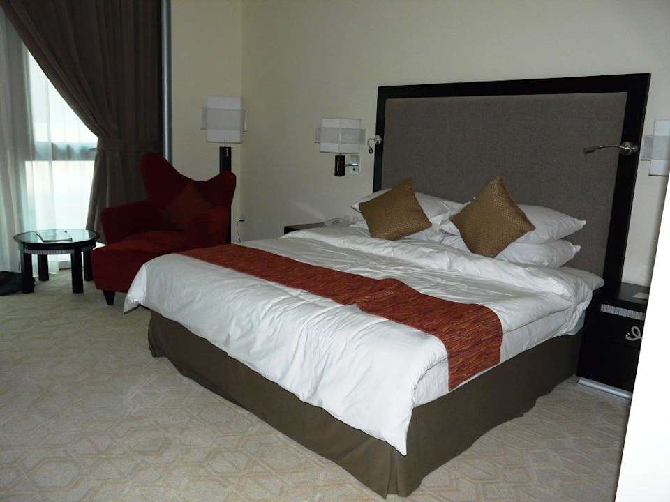 Kingsize Bett Mercure Gold Hotel Al Mina Road Dubai