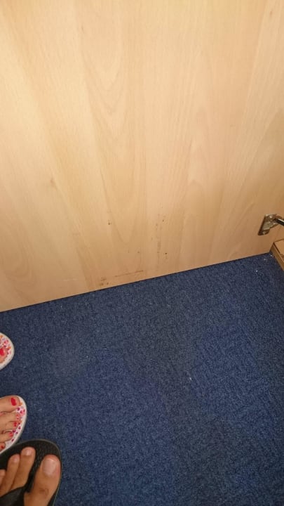 Kühlschranktür verdreckt Effect Grand Victoria Hotel