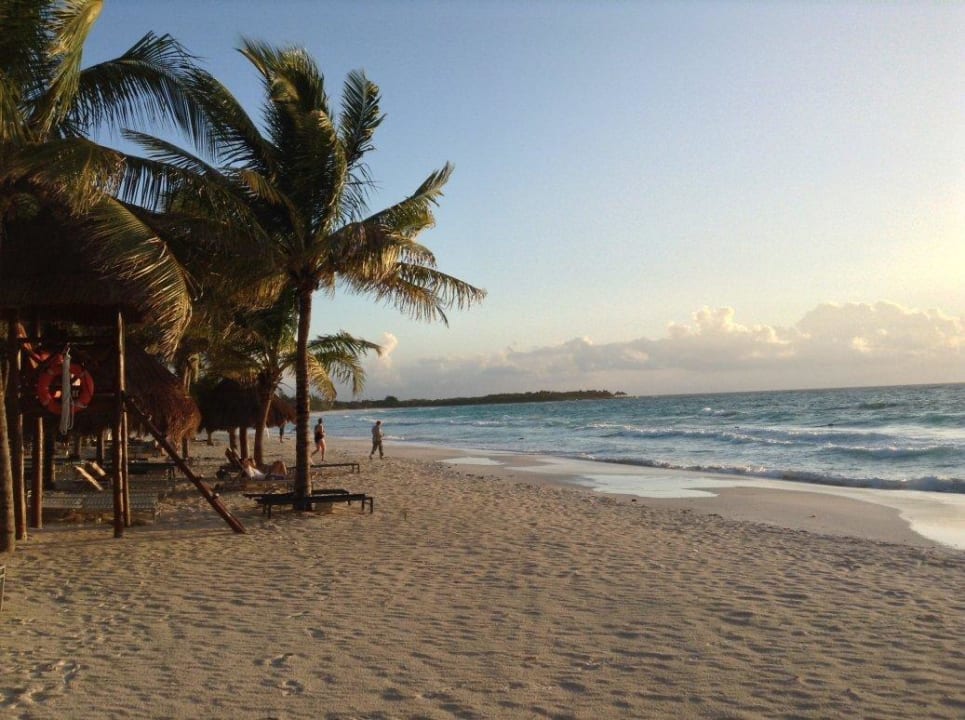 Starnd nach links Catalonia Royal Tulum Beach & Spa Resort - Adults only