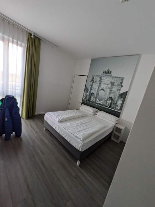 Zimmer Super 8 by Wyndham Munich City West