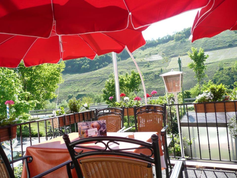 Terrasse vor dem Hotel Hotel Deutschherrenhof