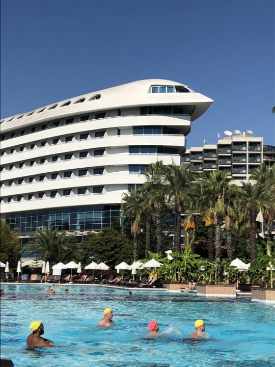 Pool Concorde De Luxe Resort