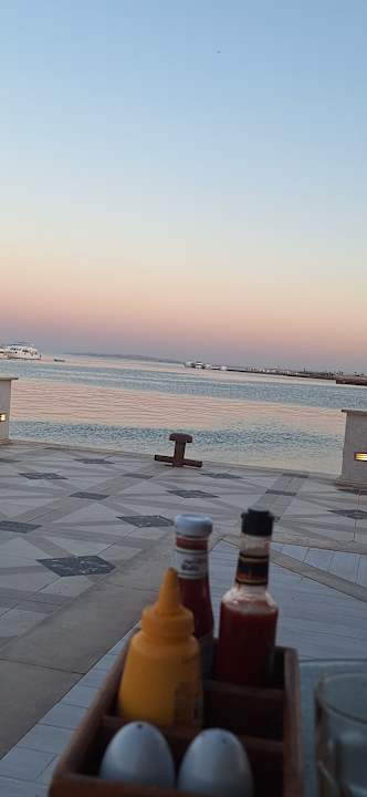 Ausblick The Grand Palace - Adults only