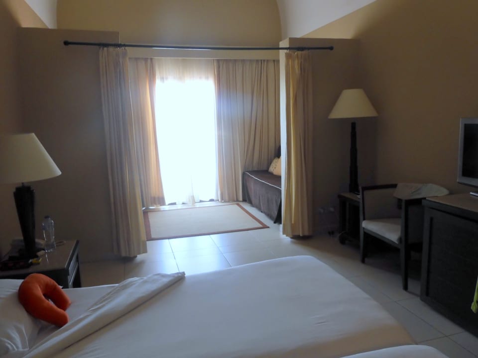 Zimmer Jaz Dar EL Madina