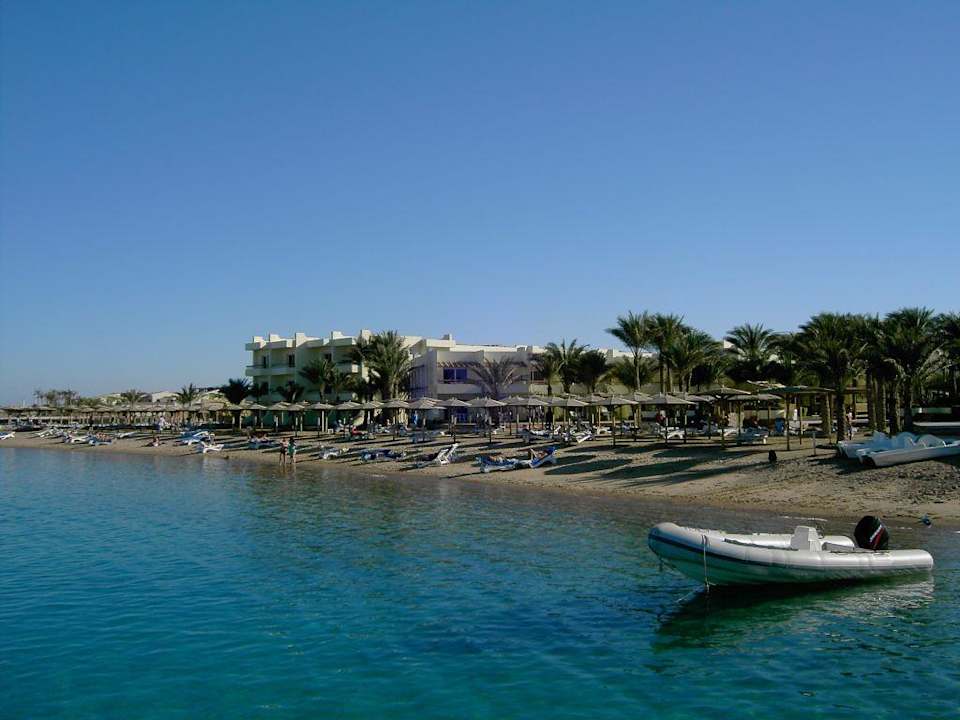 Strand vom Bootssteg aus Palm Beach Resort