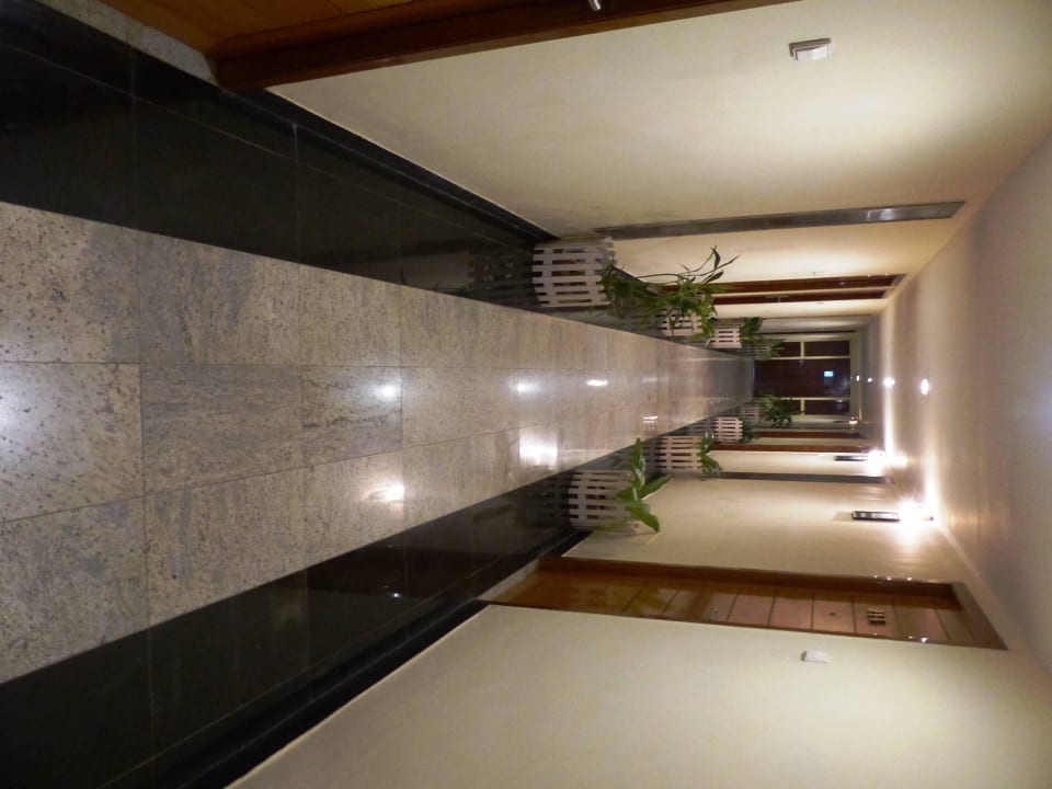 Etagenflur  Hotel Parisutham