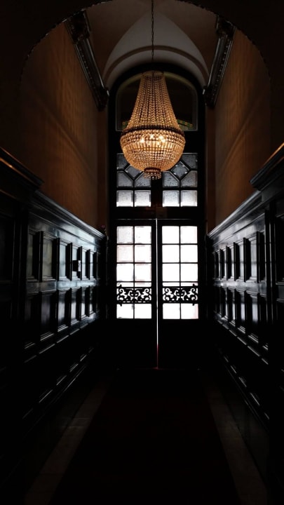 Eingang Hotel Fürst Metternich