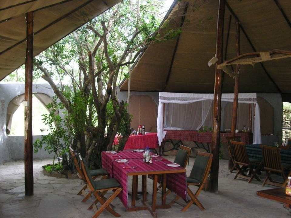 Restaurantbereich Aruba-Mara Camp