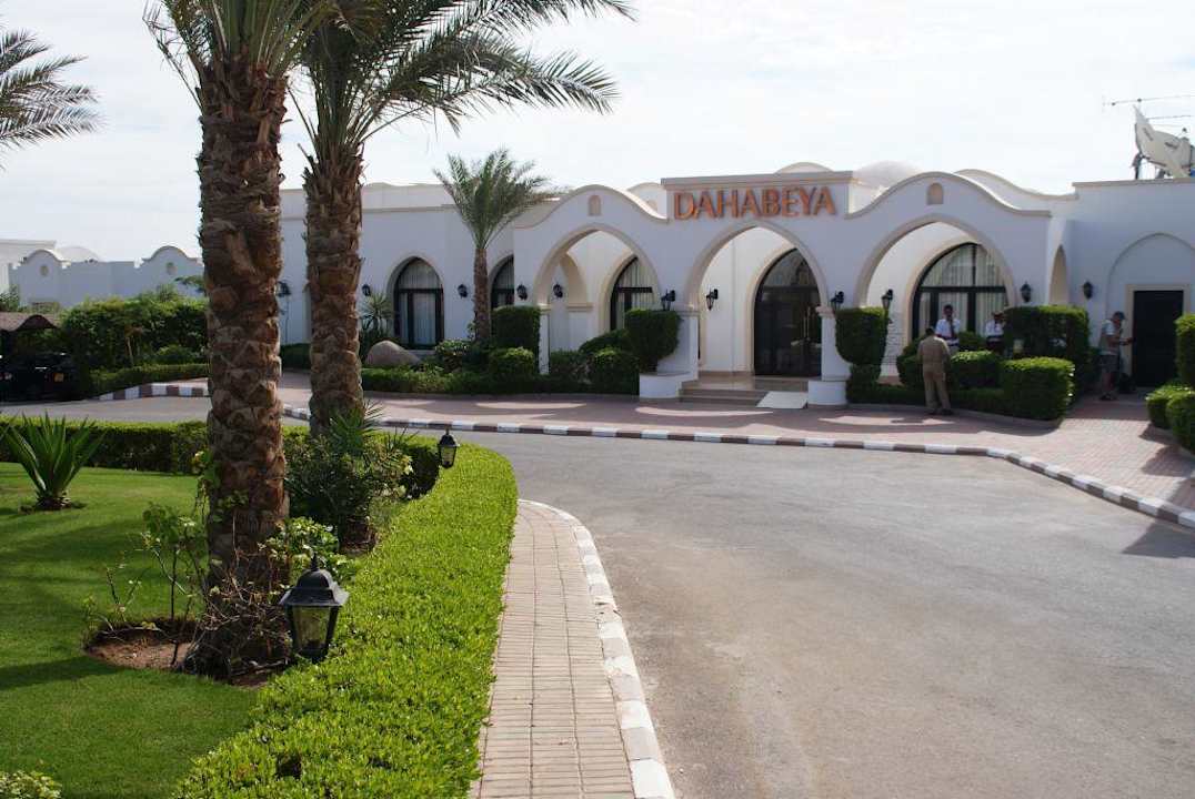 Eingangsbereich des Hotels JAZ Dahabeya