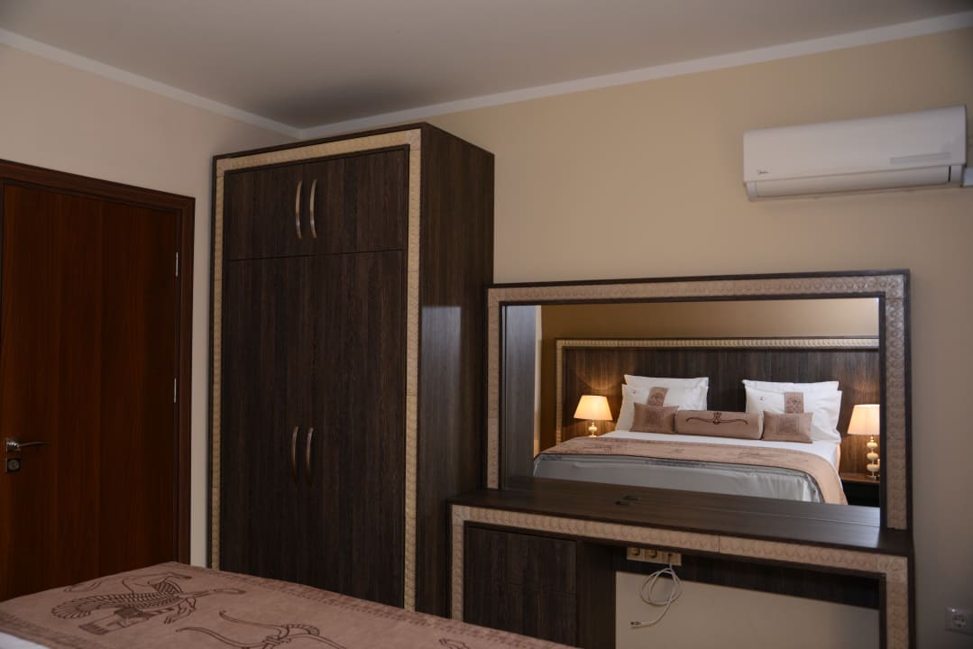 Zimmer Argisht Palace Hotel