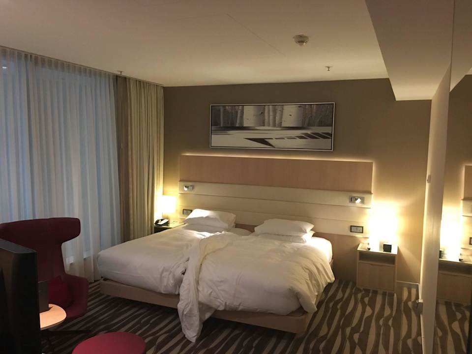 Rechte Seite Hilton Frankfurt Airport