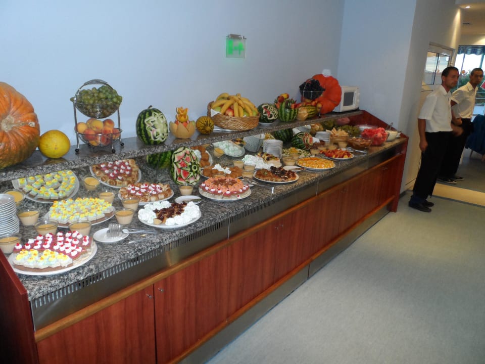 Büffet Hotel Sineva Beach