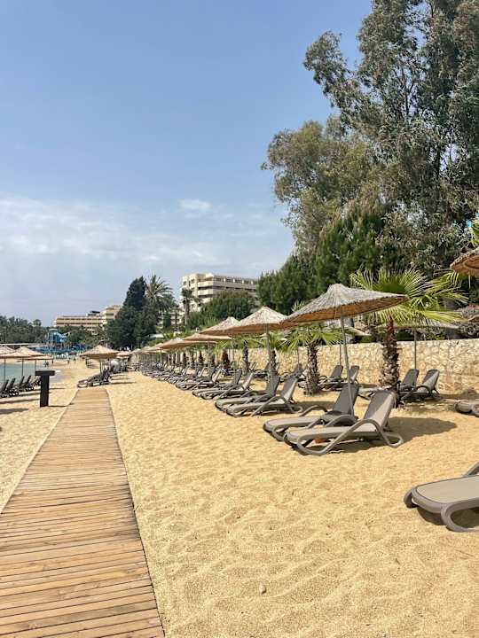Strand Rubi Platinum Spa Resort & Suites