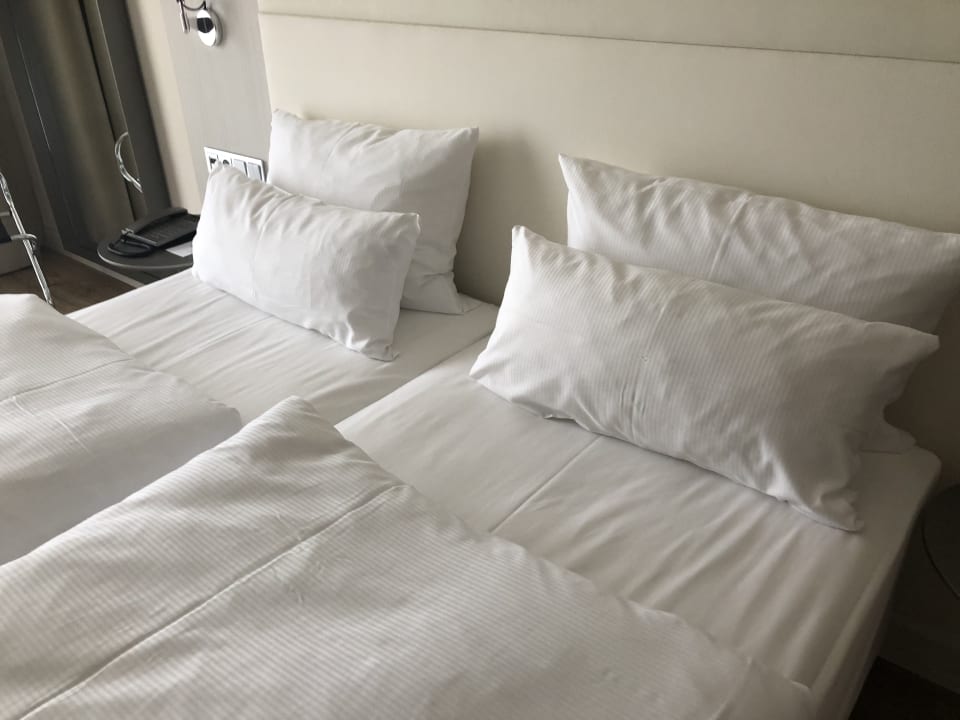 Zimmer NH Berlin Alexanderplatz