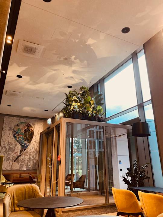 Lobby b'mine Hotel Frankfurt Airport