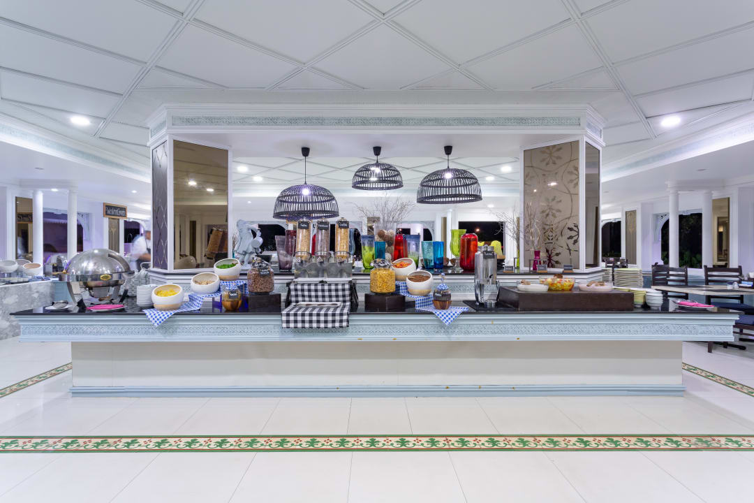 Gastro Thavorn Palm Beach Resort Phuket