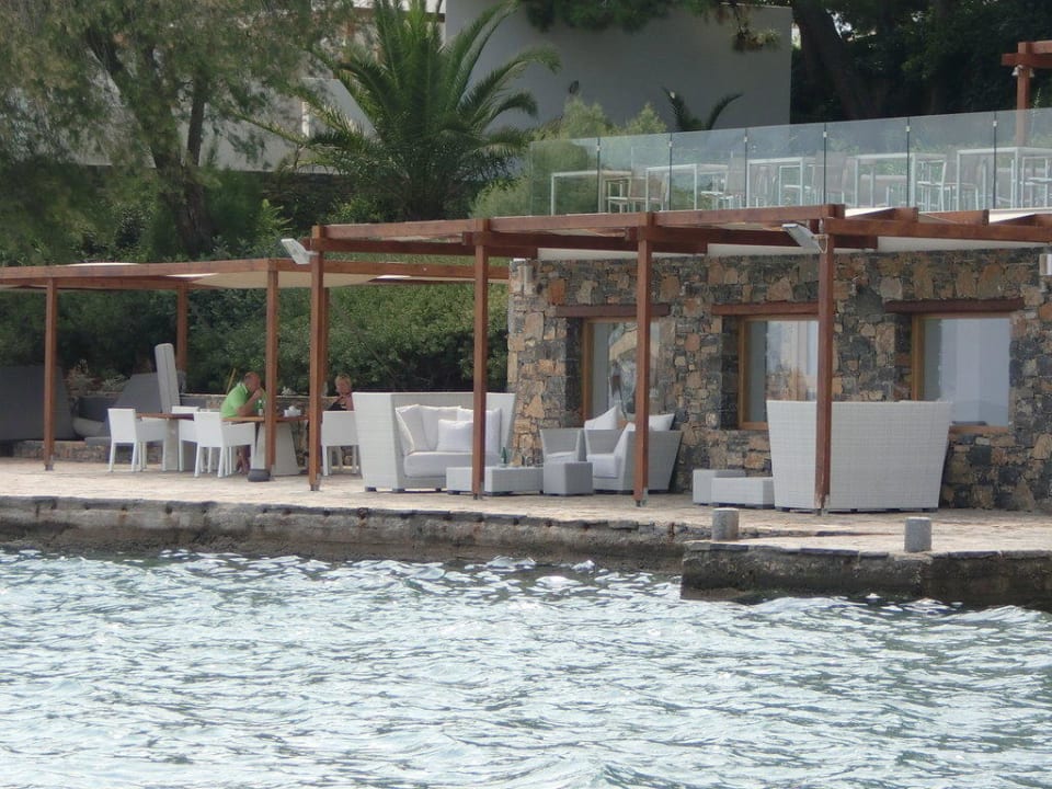 Bar Minos Beach Art Hotel