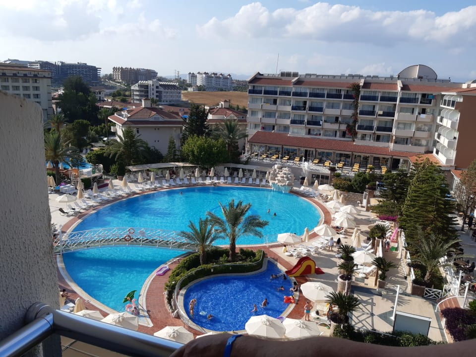 Außenansicht Seaden Corolla Hotel