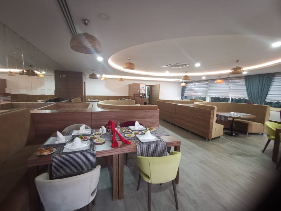 Gastro Side Aquamarin Resort & Spa