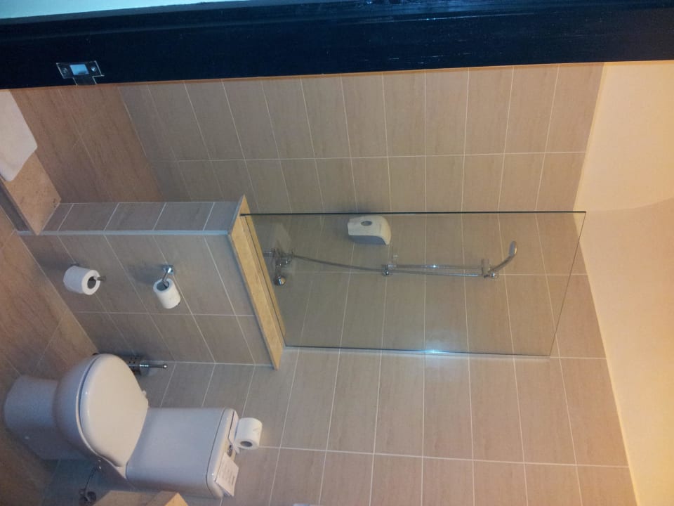 Großzügiges Bad Jaz Makadi Oasis Resort