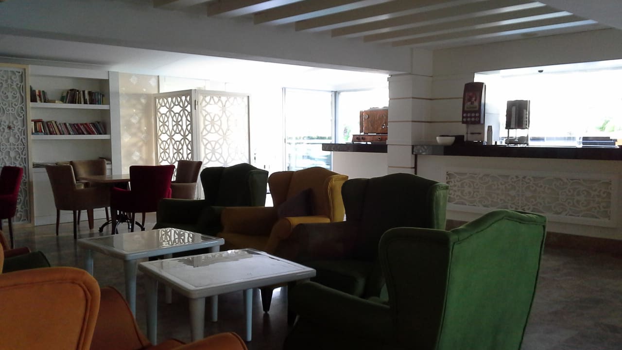Lobby Tac Premier Hotel & Spa