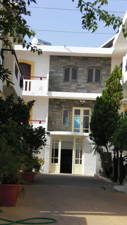 Blick von der Strasse Hotel Paloma Garden