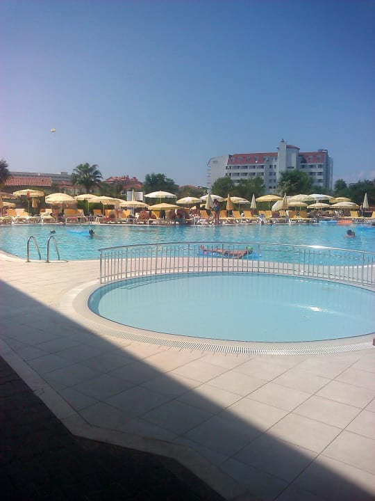 Der Ruhepool  Hotel Victory Resort