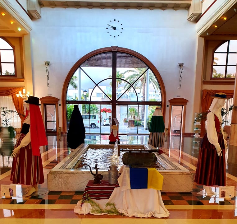 Lobby JOIA Salomé by Iberostar