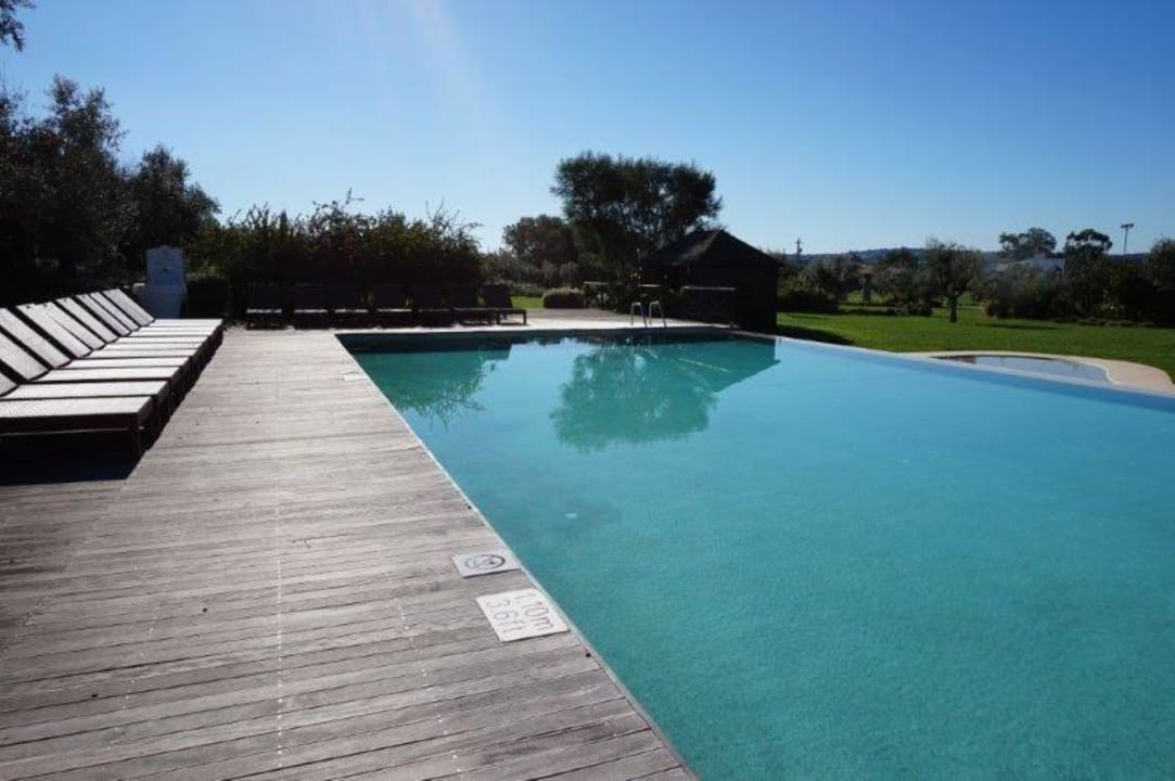 Aussenpool Convento do Espinheiro Hotel & Spa