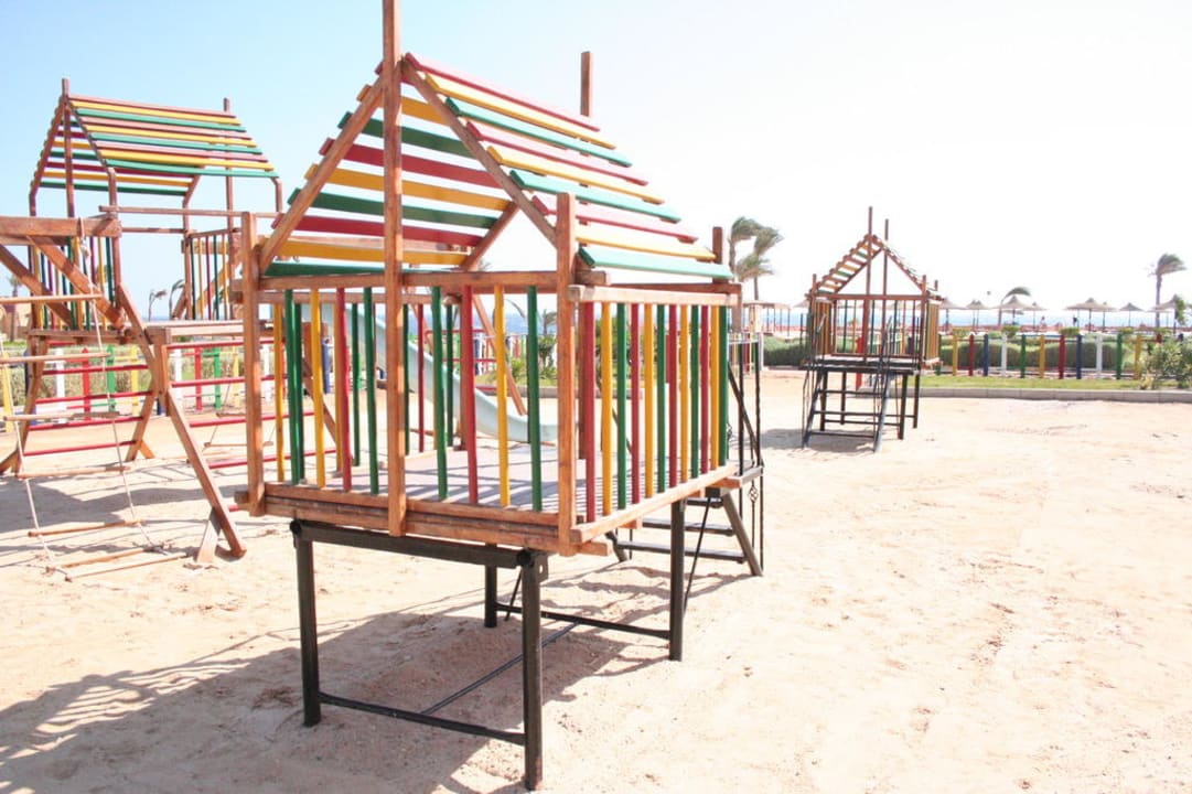 Il parco giochi Hotel Carnelia Beach Resort