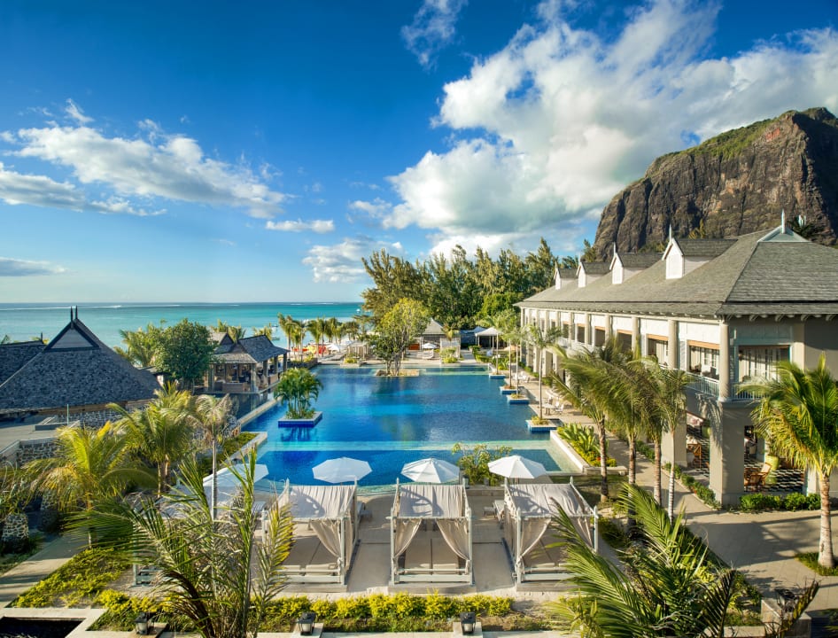 Pool The St. Regis Le Morne Resort, Mauritius