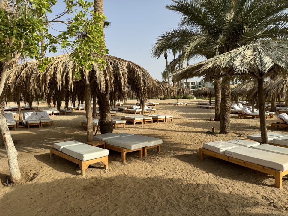 Strand Serry Beach Resort