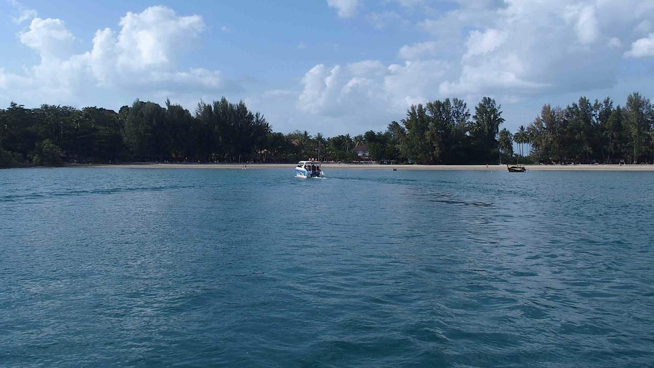 Blick auf den Hotelstrand Kaw Kwang Beach Resort