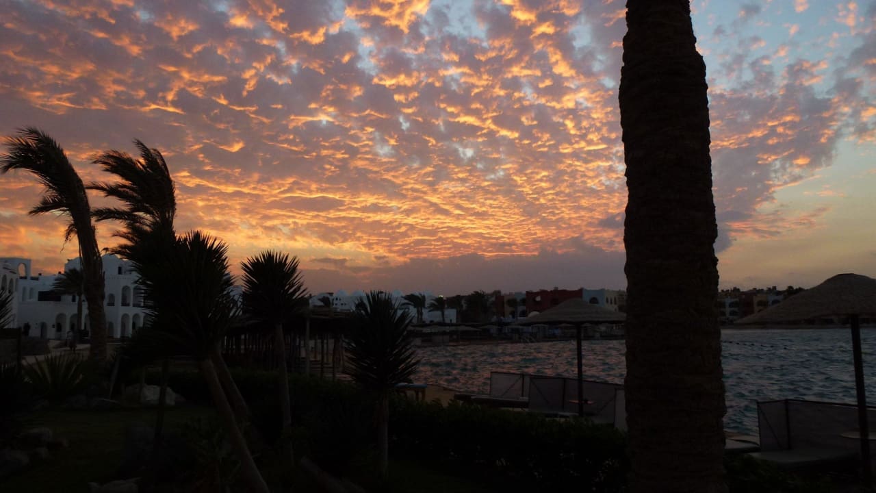 Sonnenuntergang in der Lagune Arabella Azur Resort