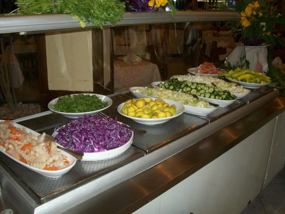 Stets frisches Salatbüffet Ghazala Beach