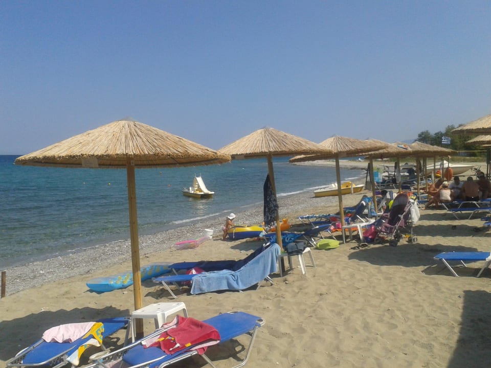 Schöner Strand alltoura Club Hotel Poseidon Palace