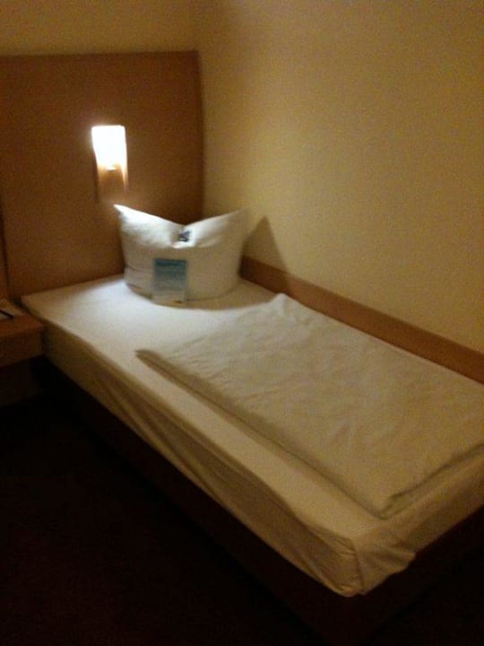 Einzelzimmer 520 ibis Styles Offenburg City