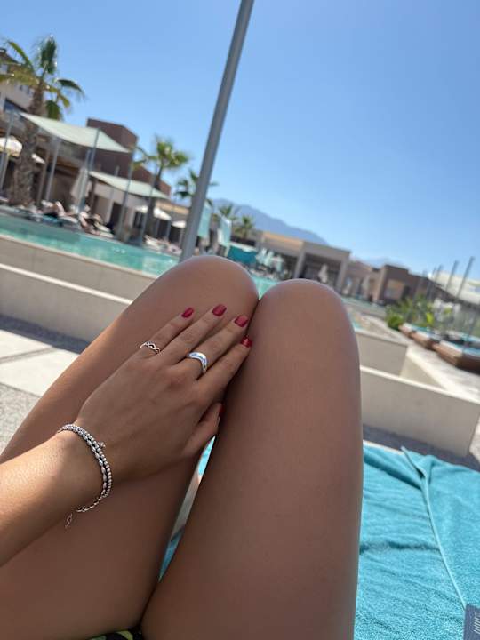 Pool Oros Luxury Beach Resort