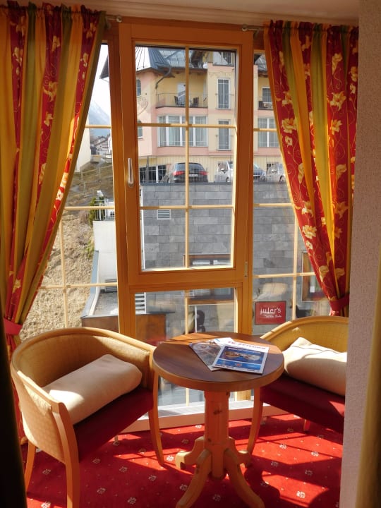 Erker im Zimmer Sonnblick Hotel Alpina