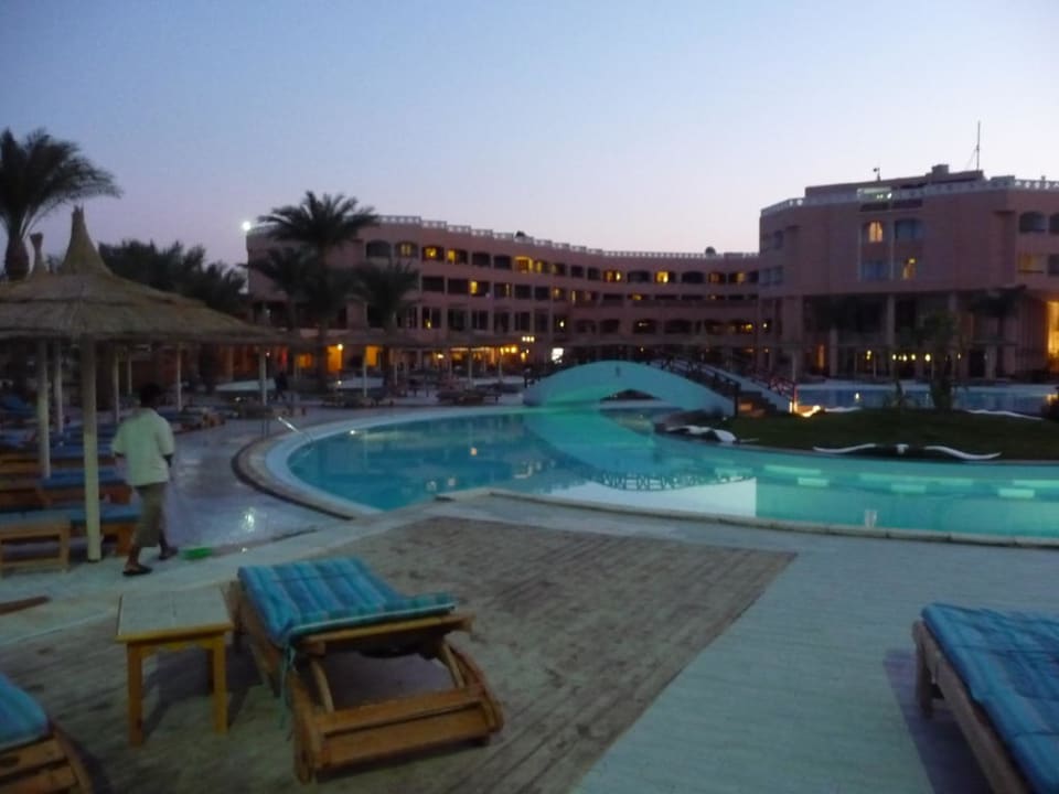 Abendstimmung Beach Albatros Resort