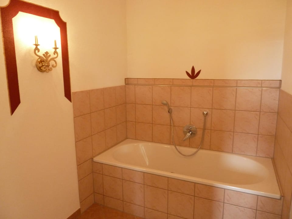 Badewanne für spezielles Bad Vitalhotel Kaiserhof