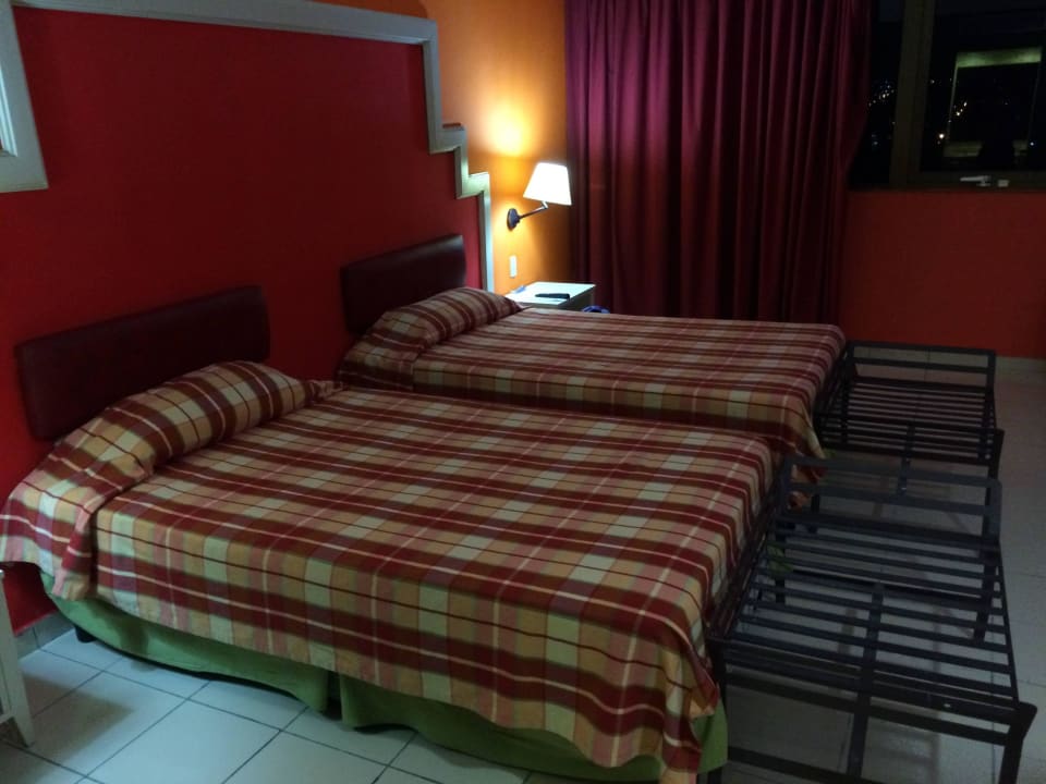 Bett Valentin Quinta Avenida Habana