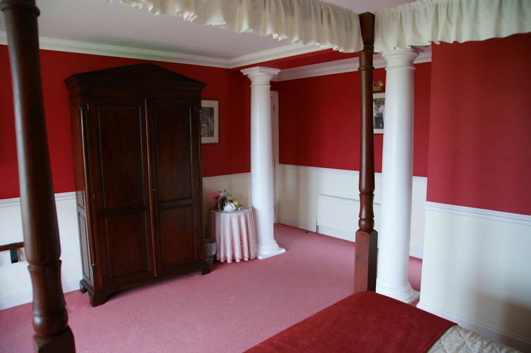 Richtung Zimmereingang Hotel The Lodge - Daviot Mains