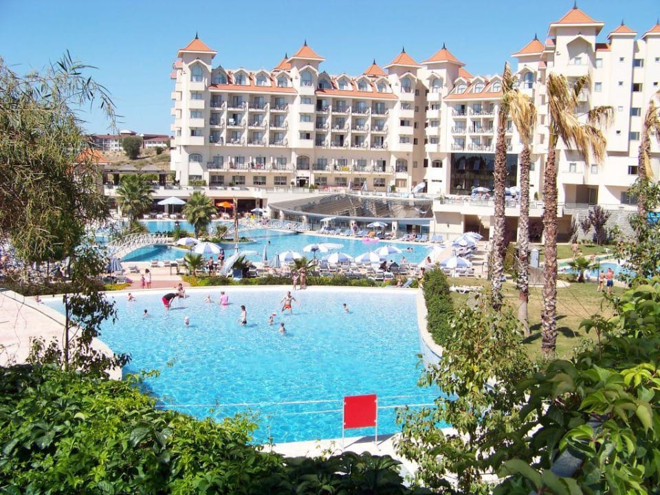 Gesamtansicht der Anlage, Poolseite Side Mare Resort & Spa